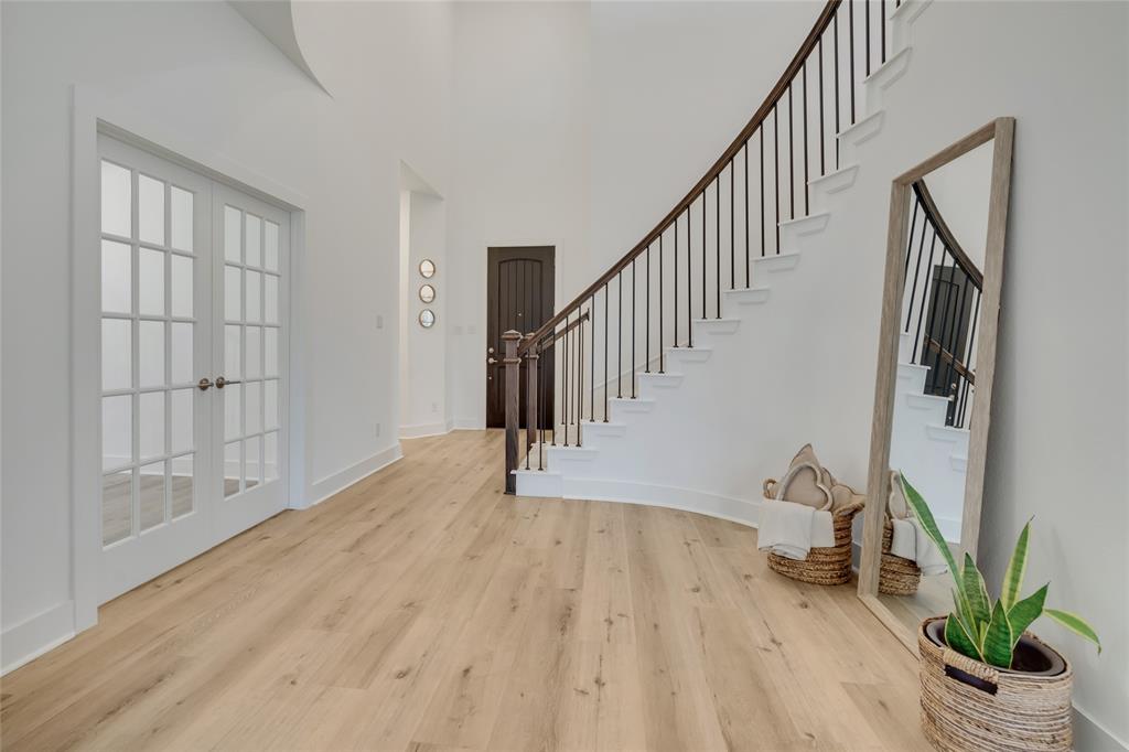4304 Brookshire Ct, Highland Village, TX 75077 photo