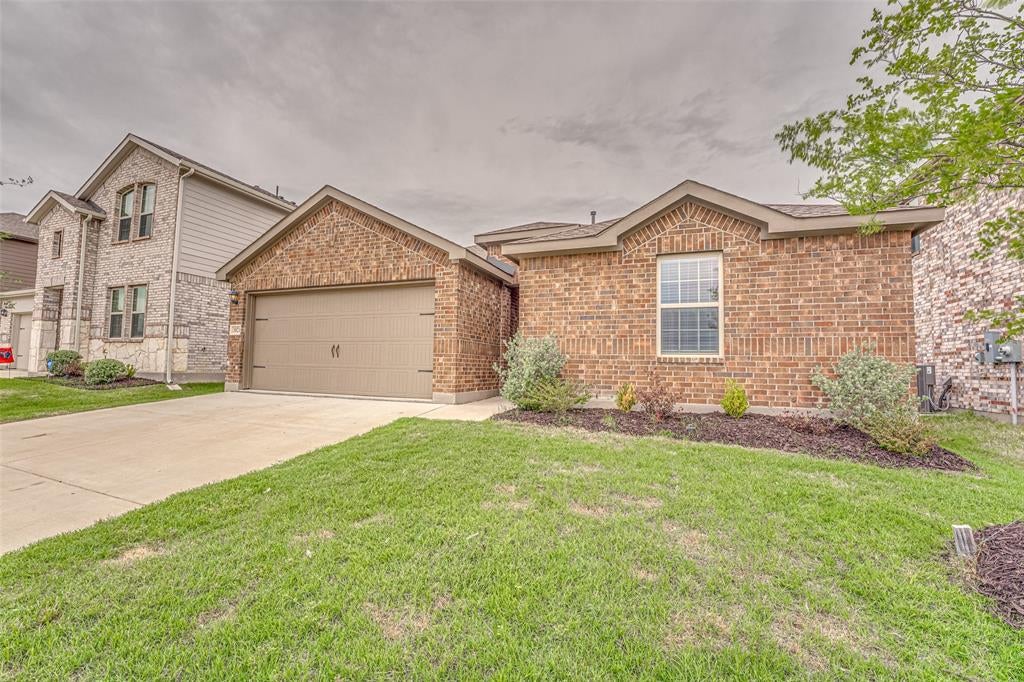 3821 Kenworth Ln, Mckinney, TX 75071 photo
