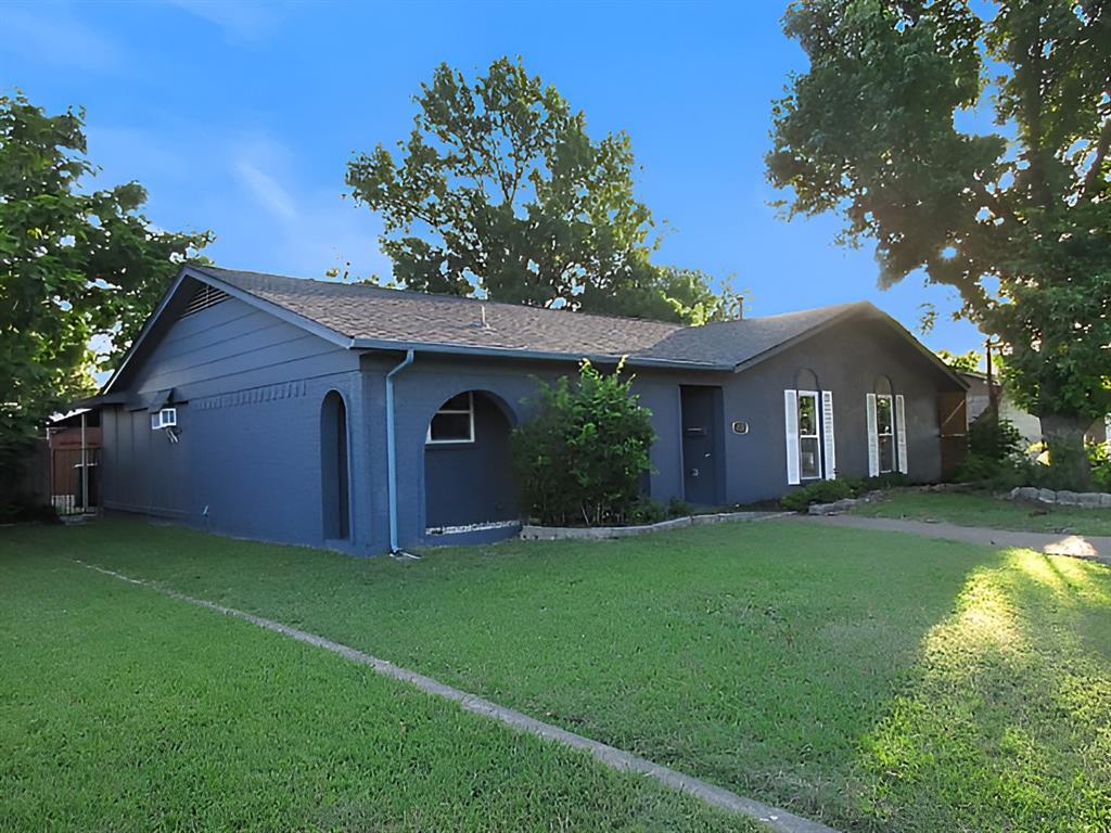 1721 Melrose St, Garland, TX 75042 photo
