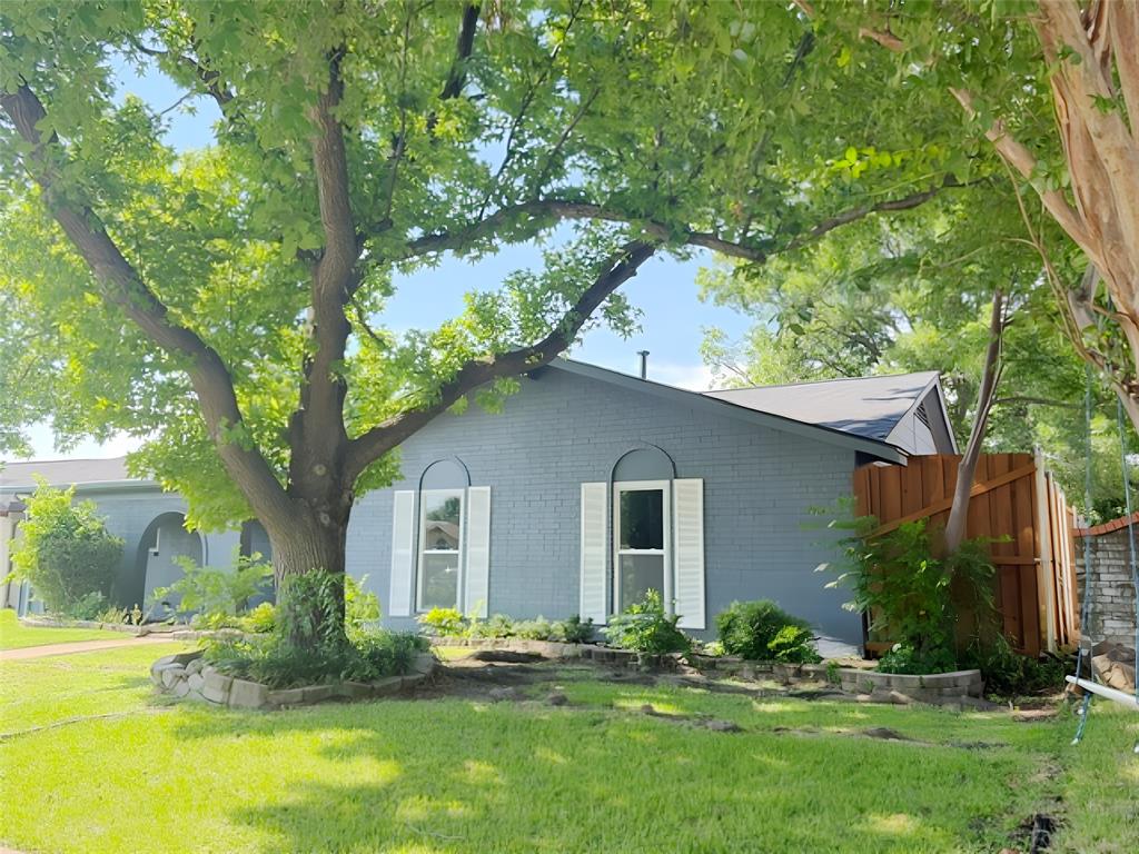1721 Melrose St, Garland, TX 75042 photo
