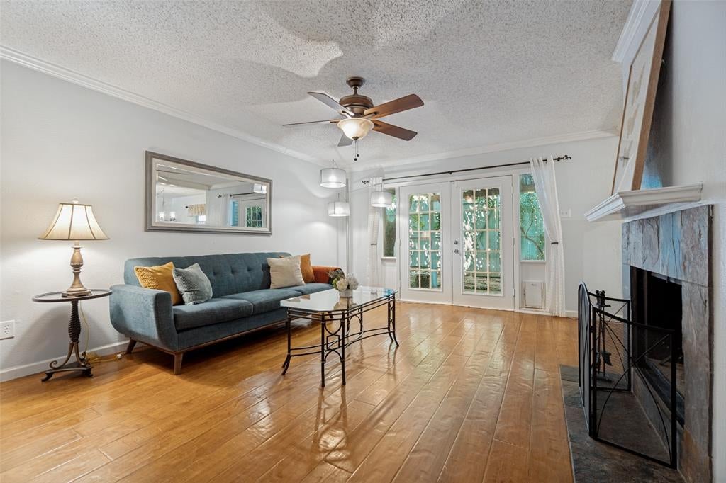 7452 Northwest Hwy, Dallas, TX 75231