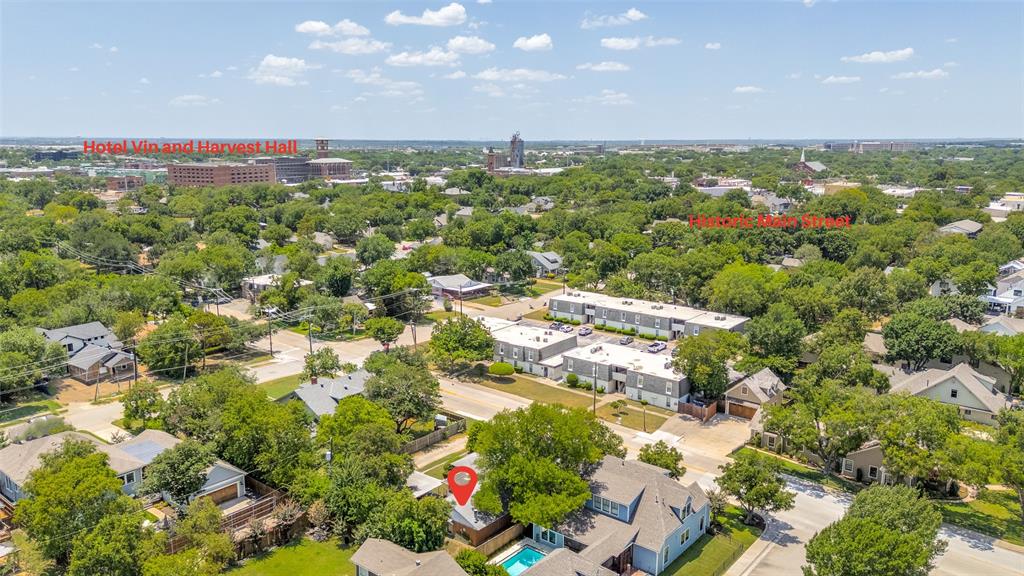 311 S Dooley St, Grapevine, TX 76051 photo