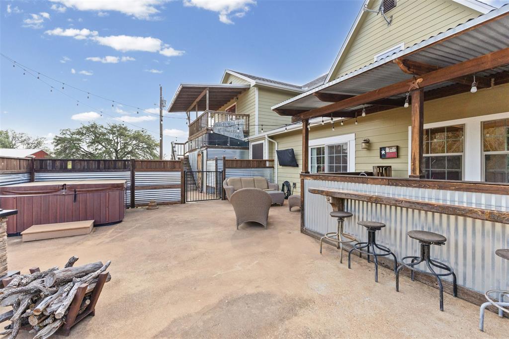 325 Bolton Rd, Granbury, TX 76049 photo