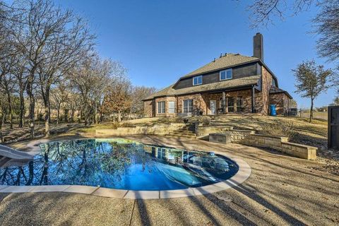 Single Family Residence in Azle TX 101 Deer Crossing Way.jpg