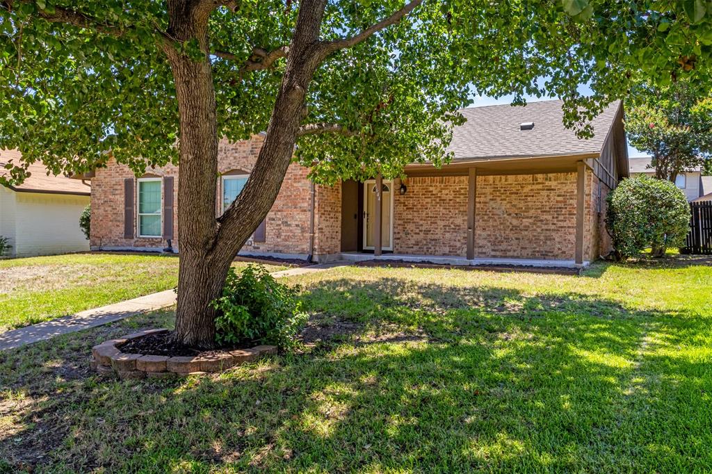 1644 Glenhill Ln, Lewisville, TX 75077 photo