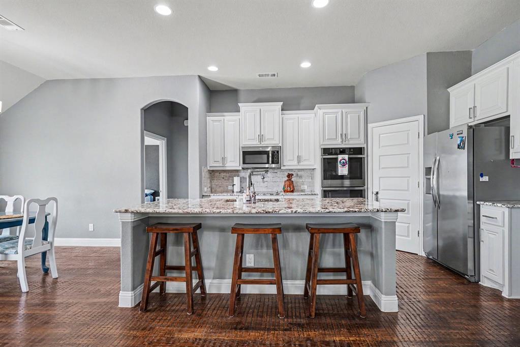 718 Cactus Creek Ct, Godley, TX 76044 photo