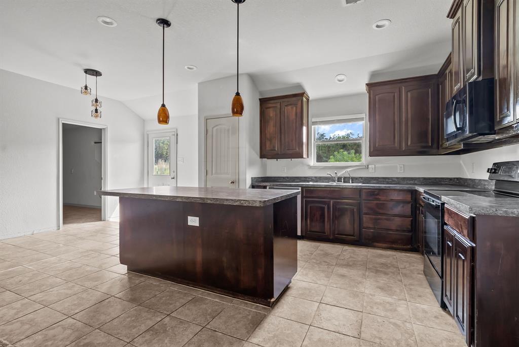 506 Brazos Hills Dr, Weatherford, TX 76087 photo