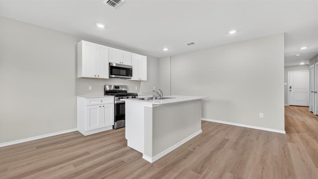 2213 Bakersfield Dr, Fort Worth, TX 76036 photo