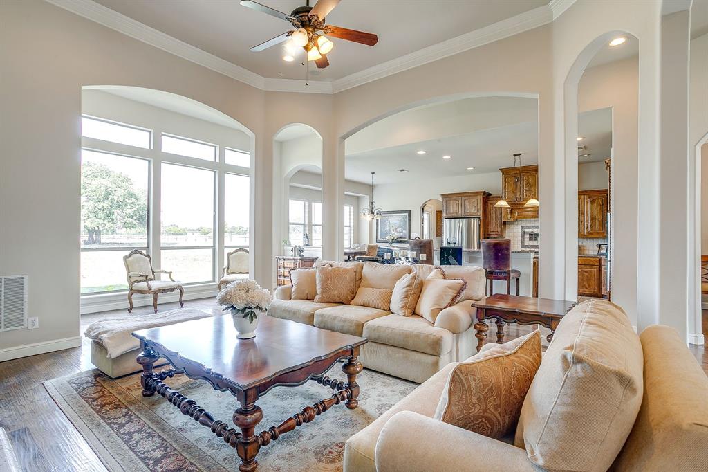 13041 Stacey Valley Dr, Azle, TX 76020 photo