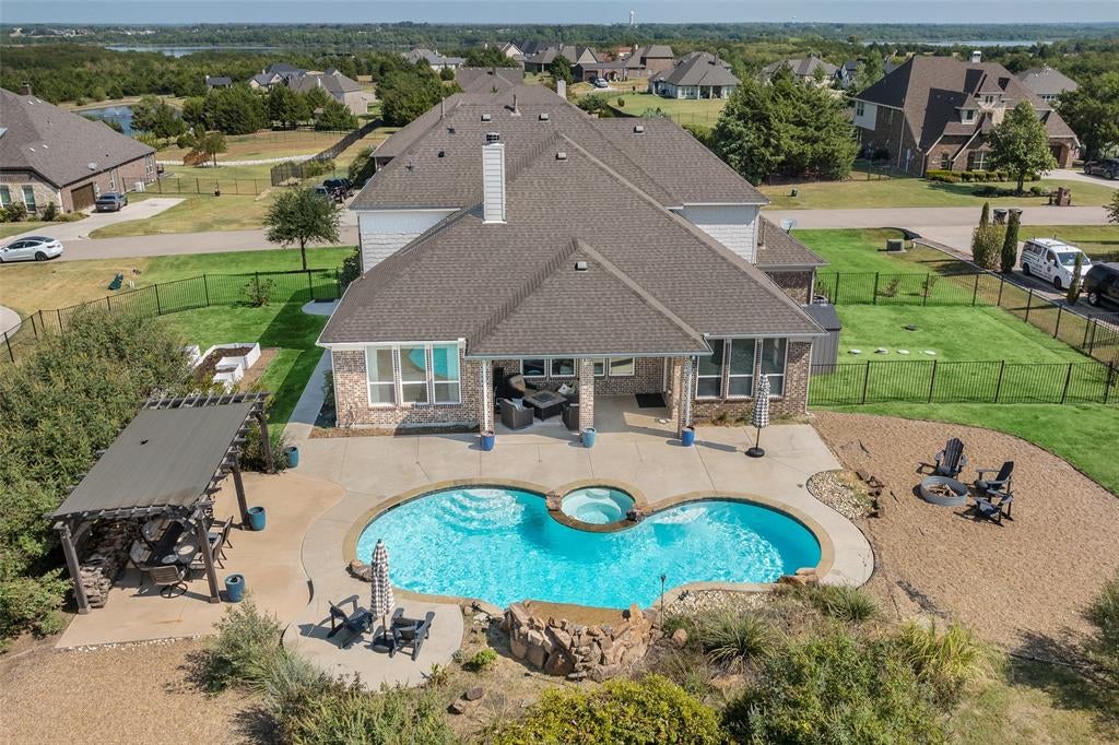 3807 Wild Flower Ln, Nevada, TX 75173 photo