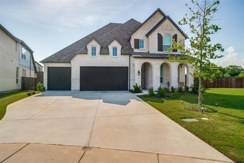 185 Ivy Pkwy, Van Alstyne, TX 75495