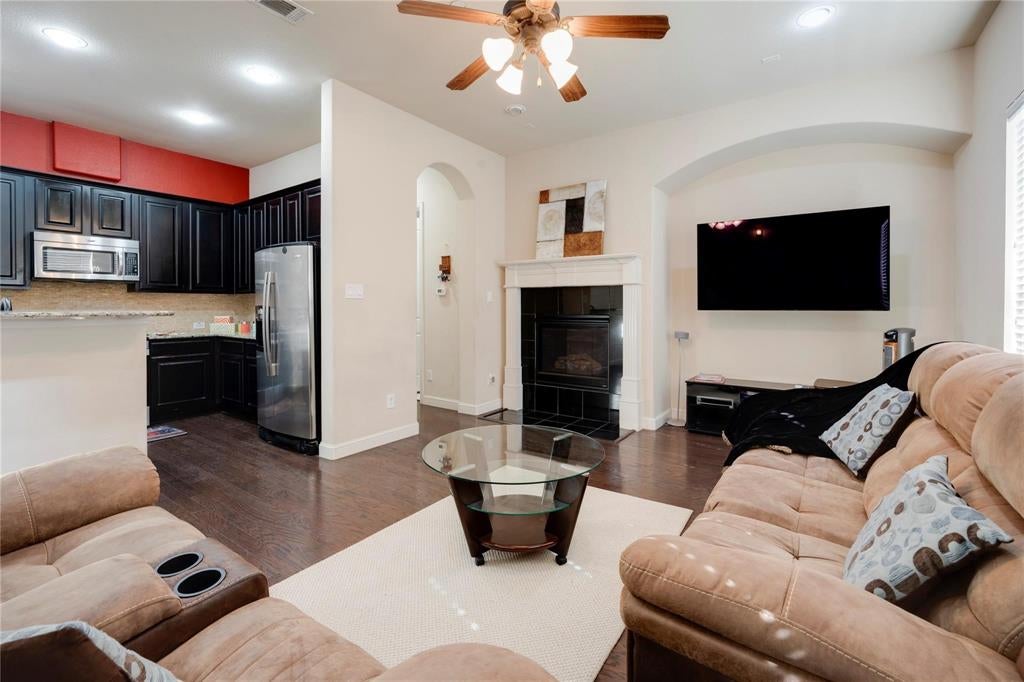 6742 Estrella 26, Irving, TX 75039 photo