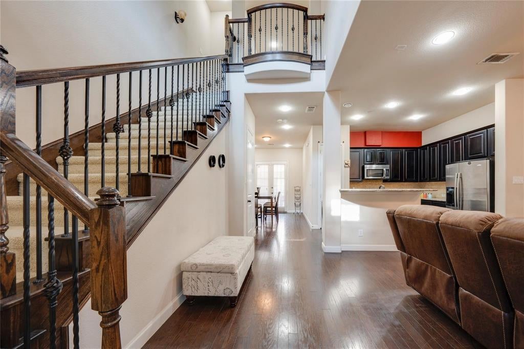 6742 Estrella 26, Irving, TX 75039 photo