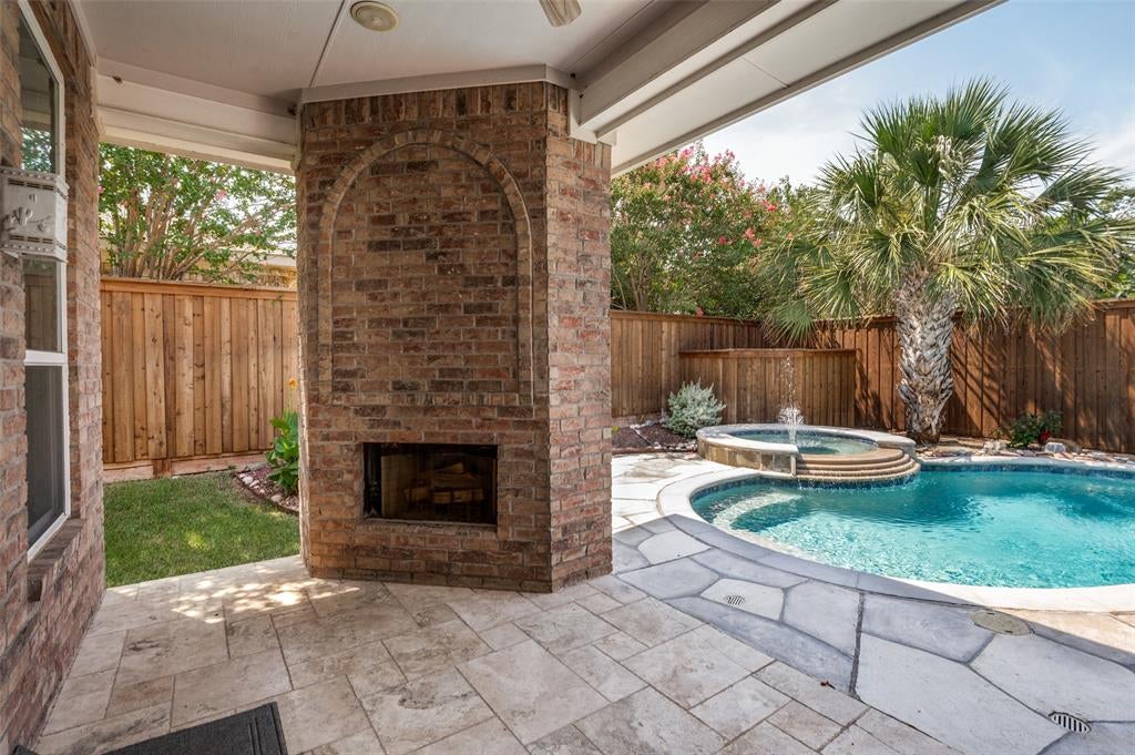 1533 Estates Way, Carrollton, TX 75006 photo
