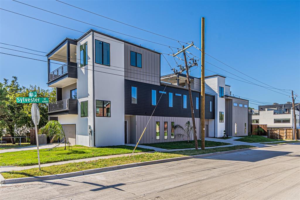 4319 Sylvester St, Dallas, TX 75219 photo