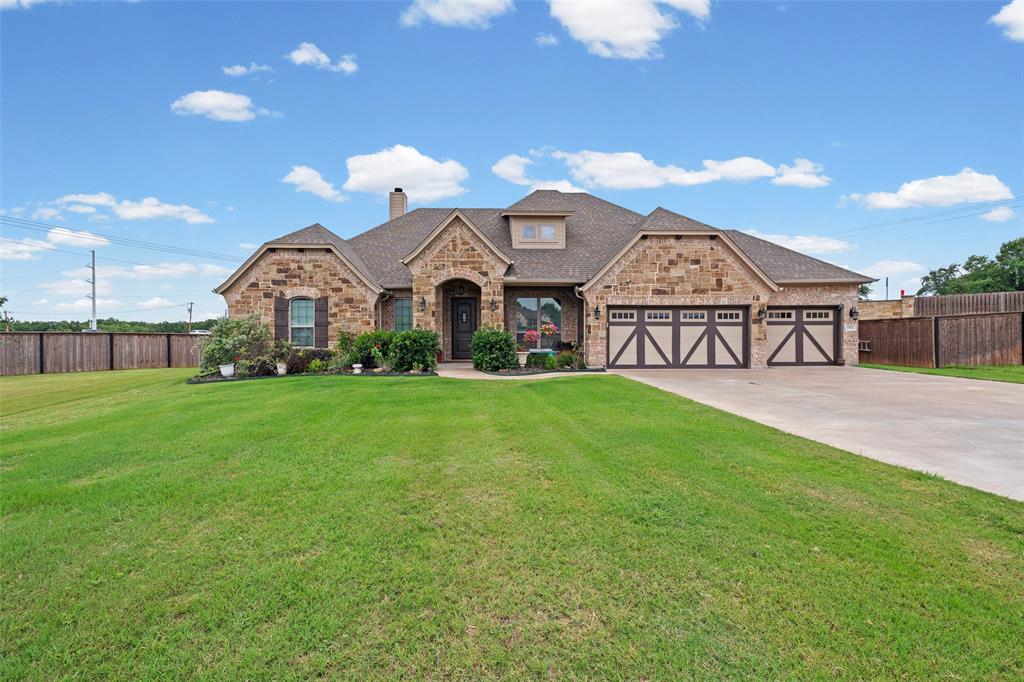 104 Lagrange Ct, Weatherford, TX 76088