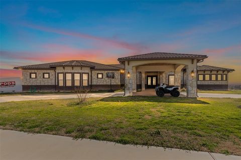 Single Family Residence in Decatur TX 353 County Road 2510.jpg