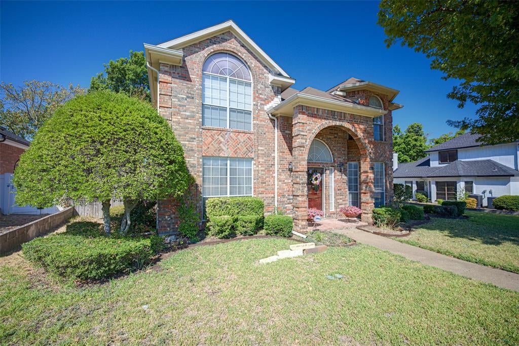 105 Boulder Creek Dr, Desoto, TX 75115 photo
