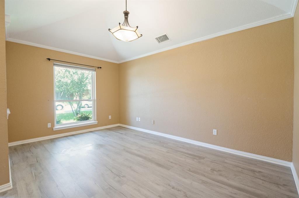 1306 River Birch Ln, Carrollton, TX 75007 photo