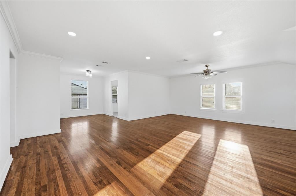 1654 Hansboro Ave, Dallas, TX 75224 photo