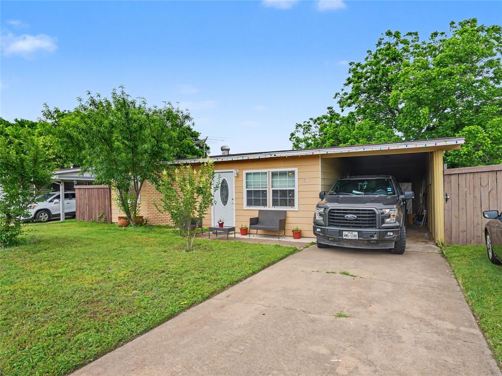 1217 California Pkwy, Fort Worth, TX 76134 photo