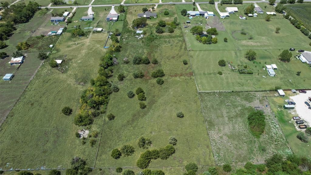 8910 County Road 3602, Quinlan, TX 75474 photo
