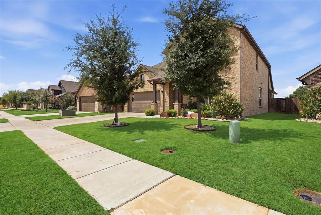 728 Ruellia St, Weatherford, TX 76086 photo