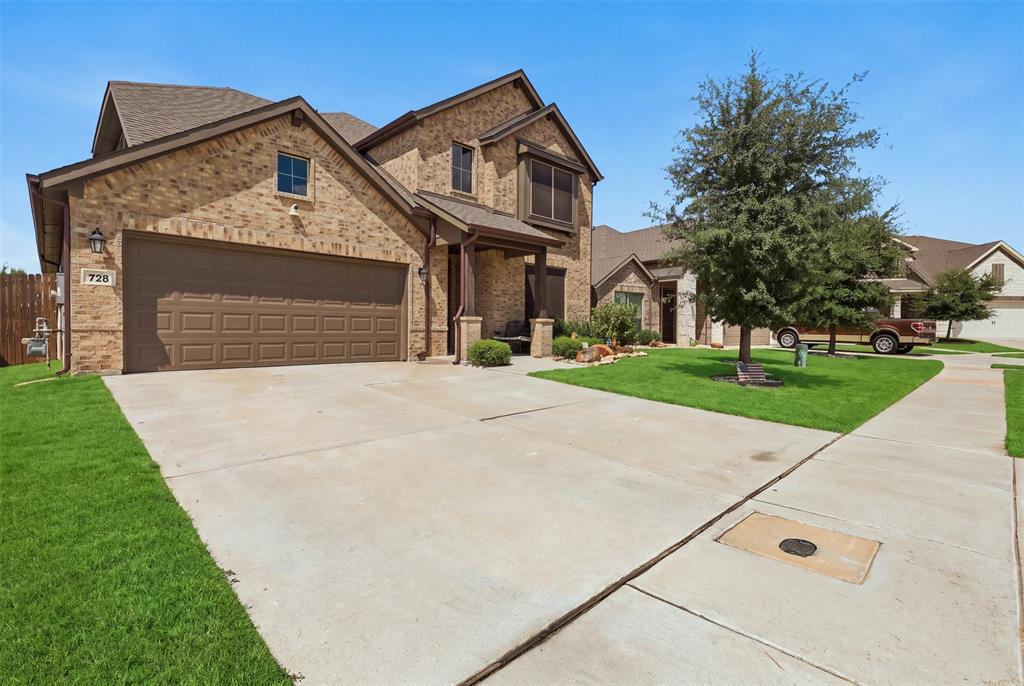 728 Ruellia St, Weatherford, TX 76086