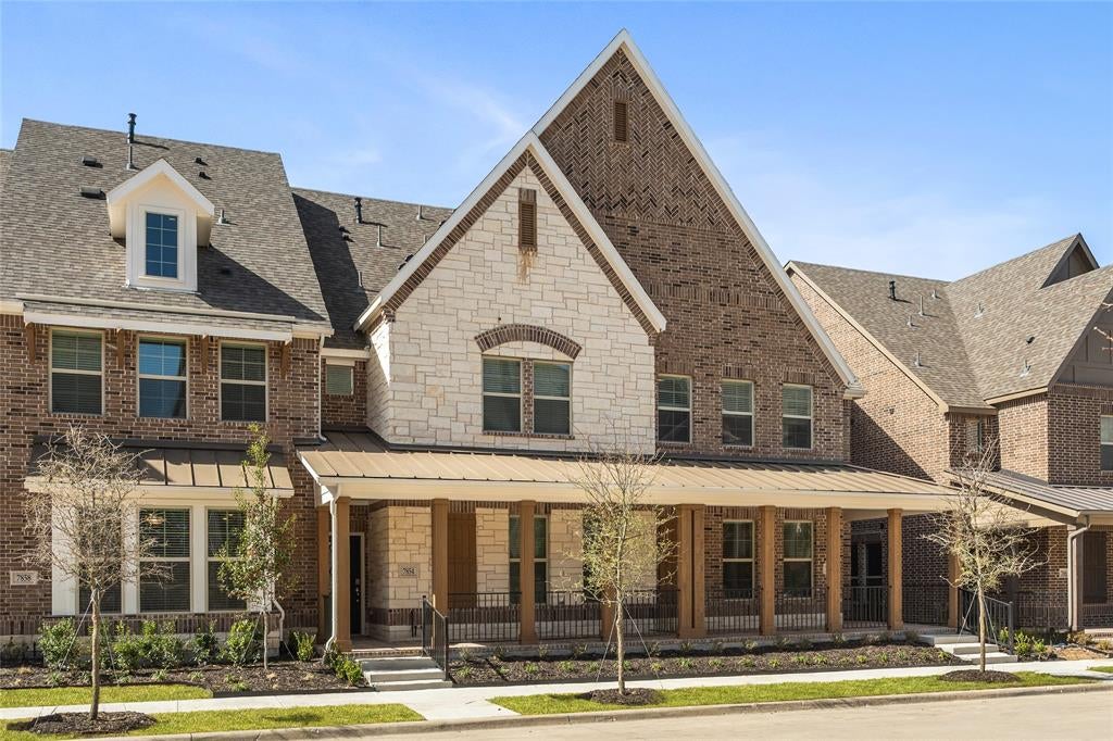 7854 Bayside Dr, Rowlett, TX 75088