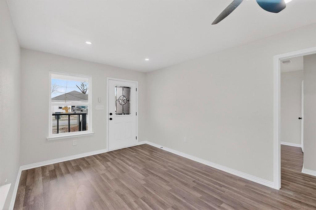 1541 Caldwell St, Dallas, TX 75223 photo