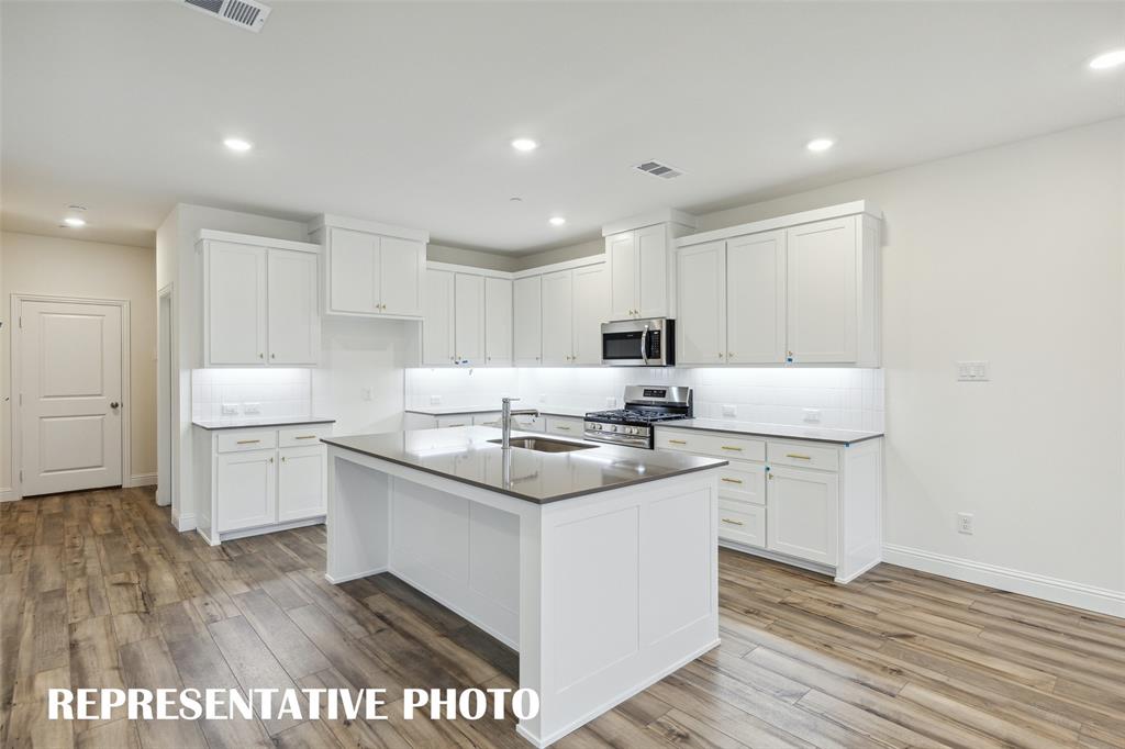 4745 Skiles St, Mckinney, TX 75071 photo