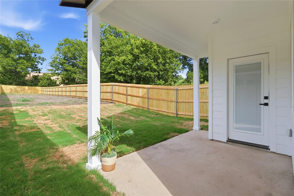 4004 AND 4006 S Denley Dr, Dallas, TX 75216 photo