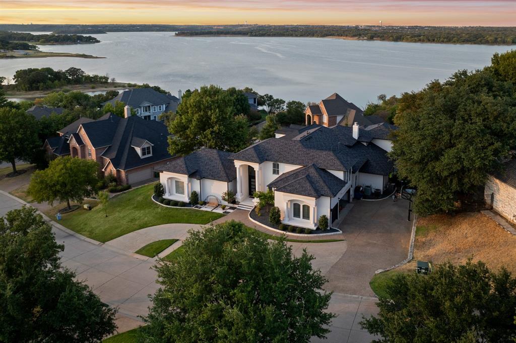 3102 Forest Shores Ln, Highland Village, TX 75077 photo