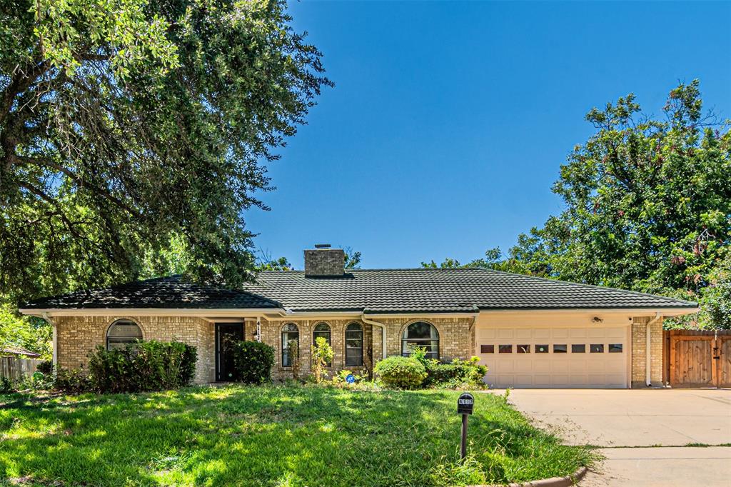 4117 Aragon Dr, Fort Worth, TX 76133