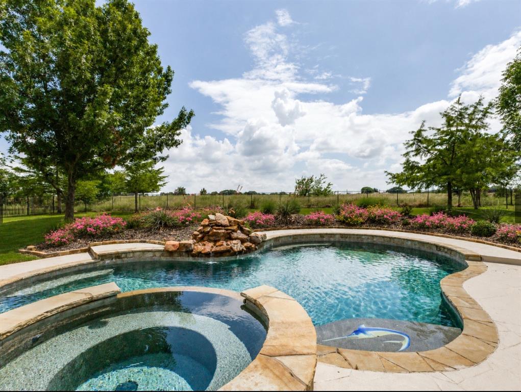 164 Stoneleigh Dr, Heath, TX 75032 photo