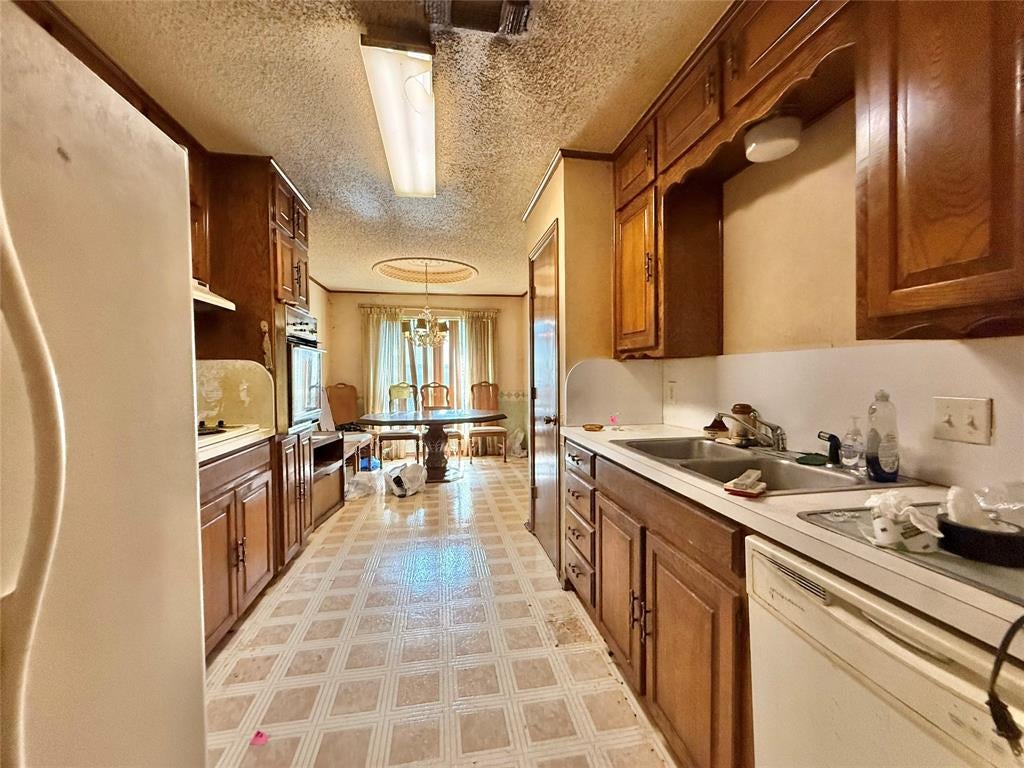 3409 Pecan Cir, Bedford, TX 76021 photo
