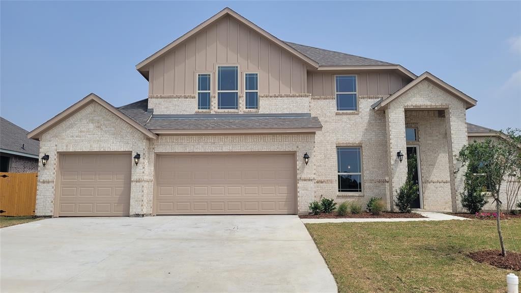 733 Candace Dr, Desoto, TX 75115