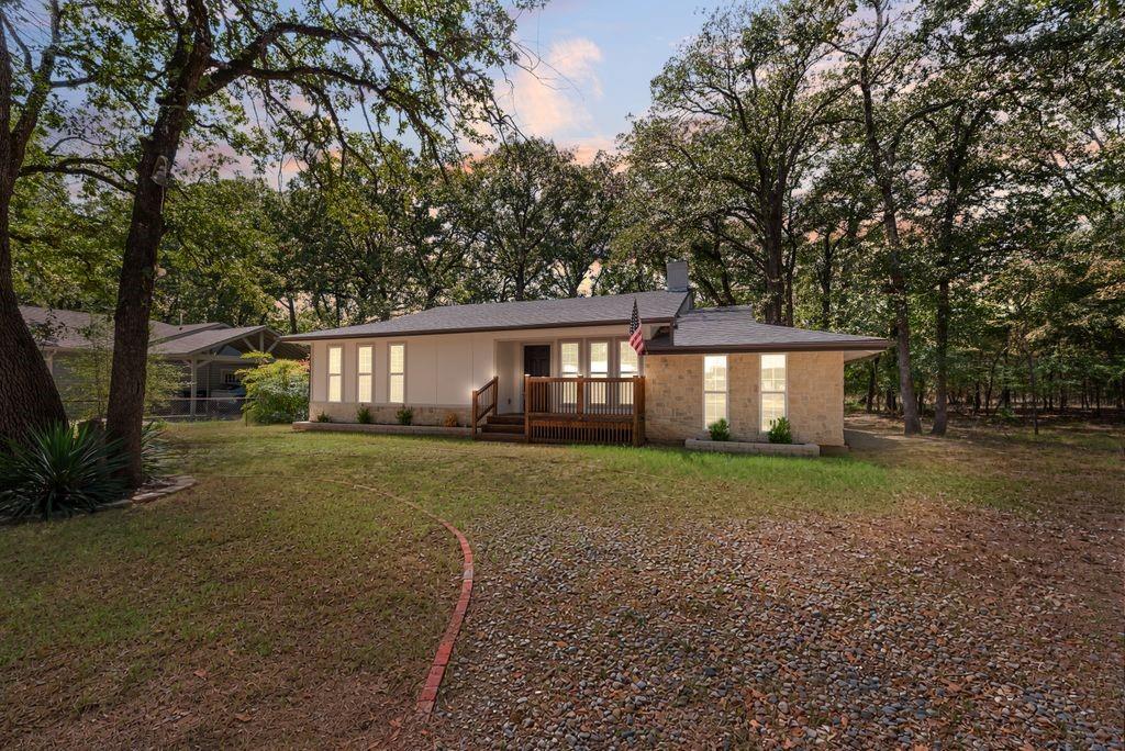 1345 Tawakoni Dr, West Tawakoni, TX 75474