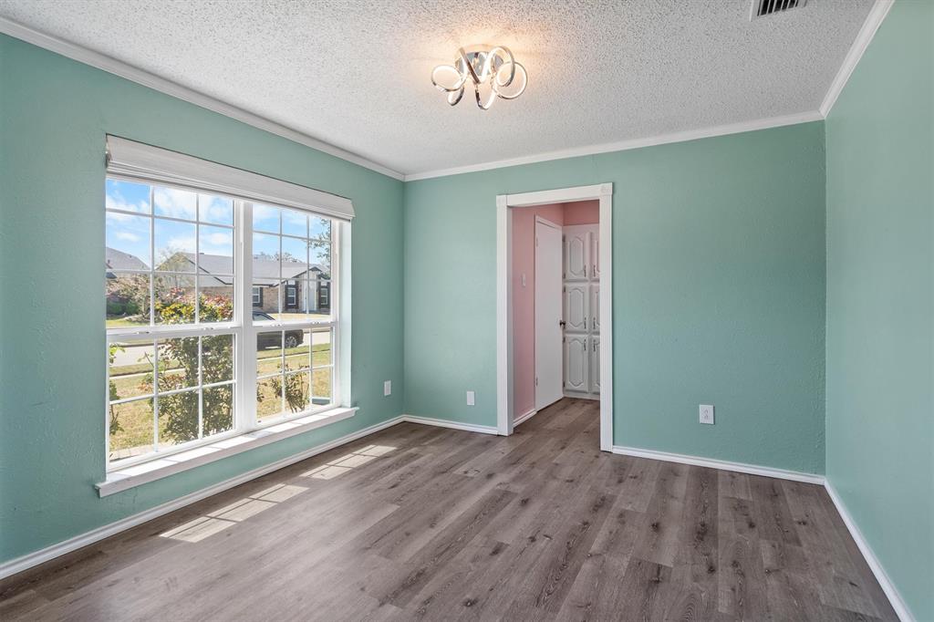 2213 Big Bend Dr, Carrollton, TX 75007 photo