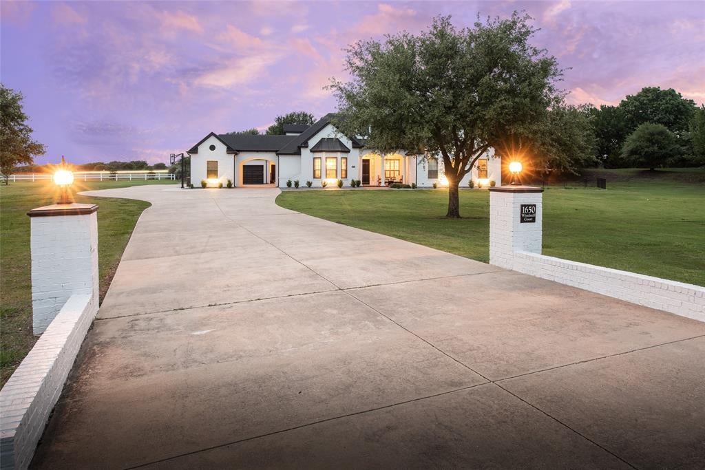 1650 Windmill Ct, Dumas, TX 75002