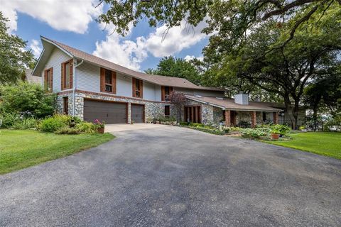 Single Family Residence in Azle TX 13360 Miller Road.jpg