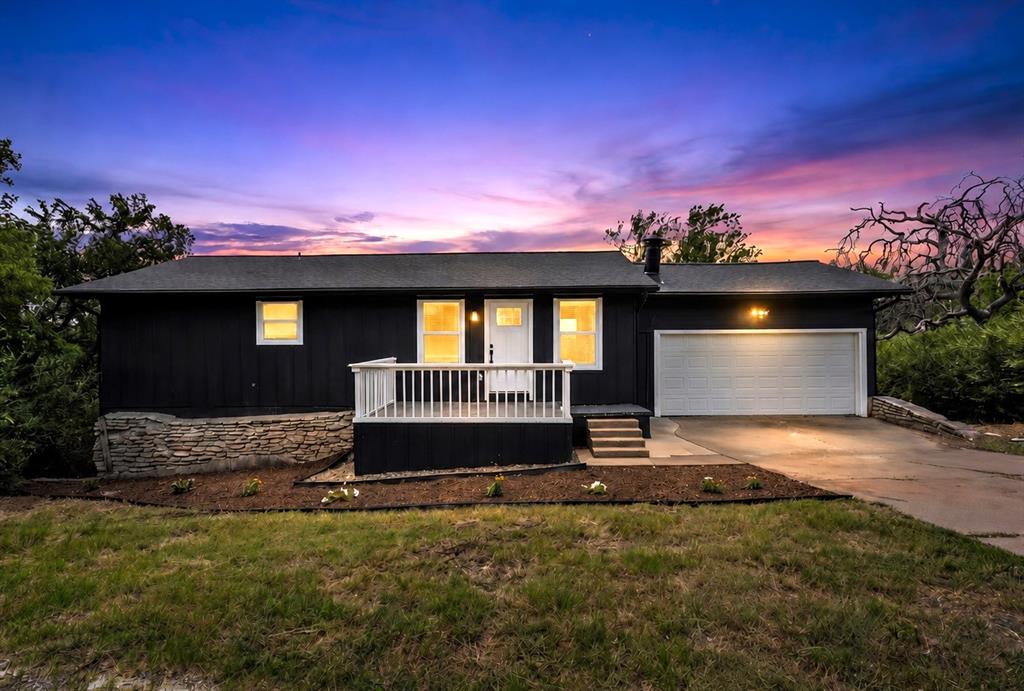 1719 Boot Hill Rd, Granbury, TX 76049 photo
