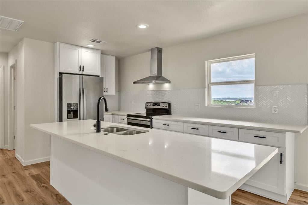 1719 Boot Hill Rd, Granbury, TX 76049 photo
