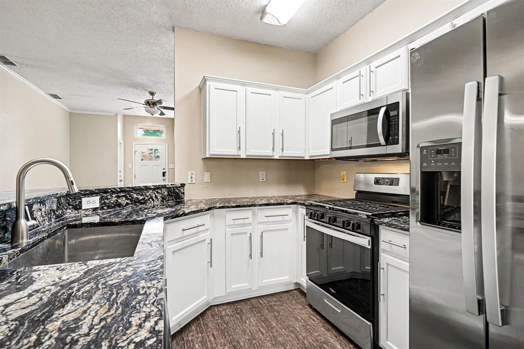 6909 Chaco Trl, Fort Worth, TX 76137 photo