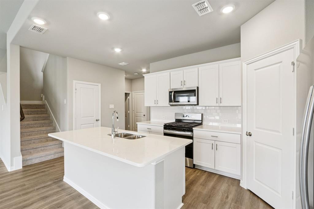 1567 Coldwater Way, Crandall, TX 75114 photo