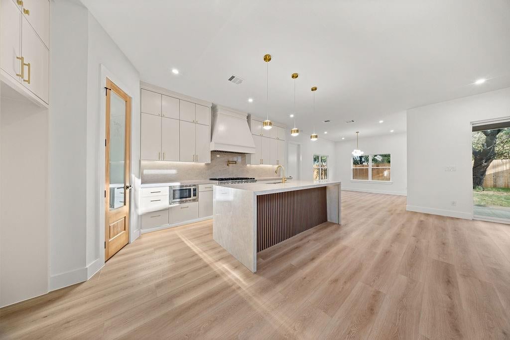 1727 Toronto St, Dallas, TX 75212 photo