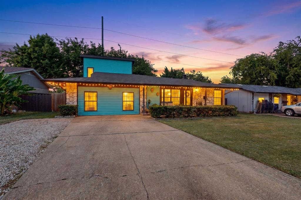 4651 Timber Wood Dr, Dallas, TX 75211 photo