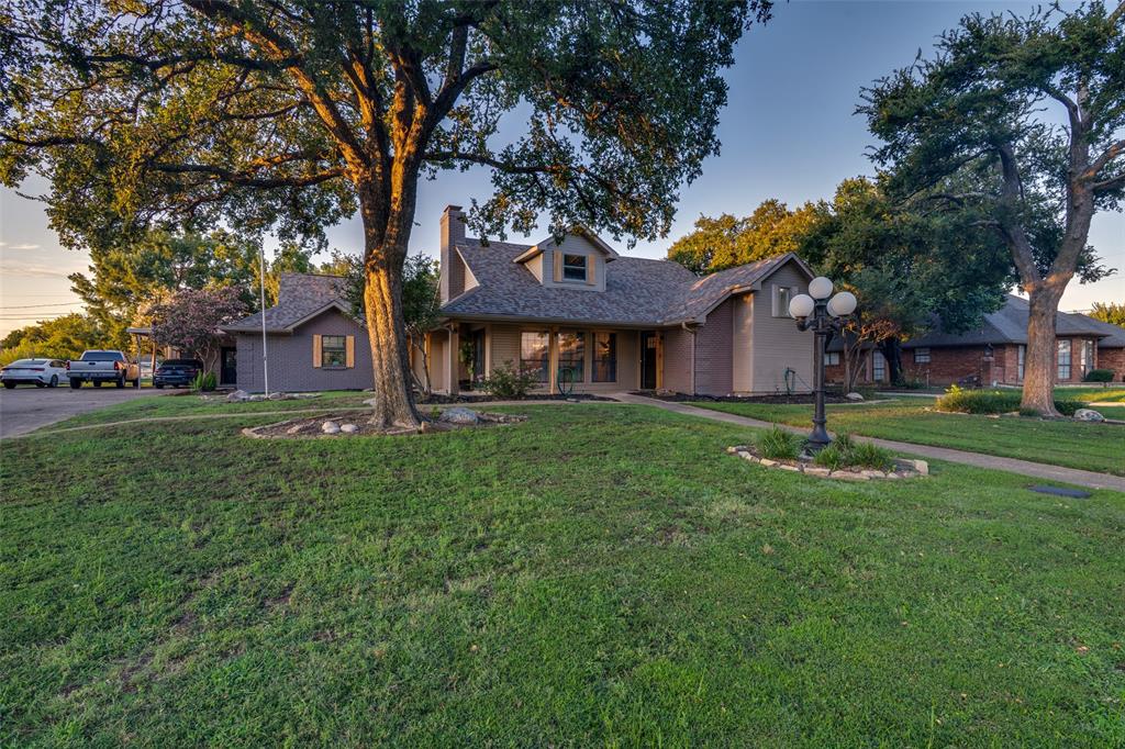 2209 Vicksburg Dr, Sachse, TX 75048