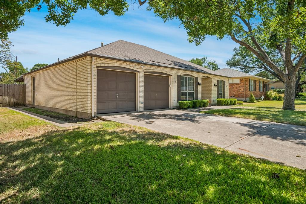 902 N Lindale Ln, Richardson, TX 75080 photo