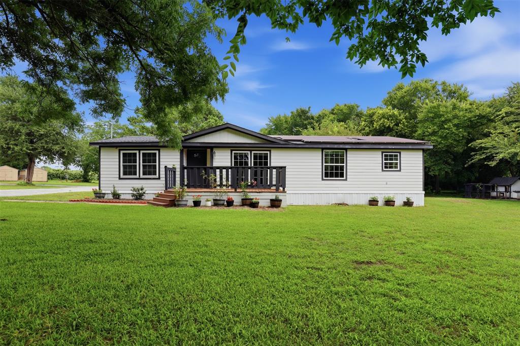 907 Quail Run, Cleburne, TX 76031